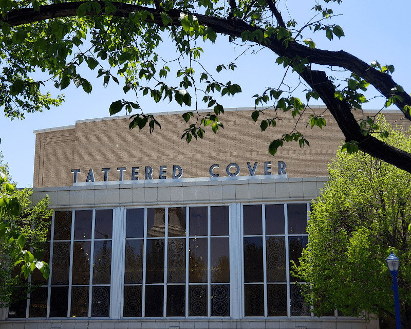 Tattered Cover Book Store & Caf茅 Colfax
