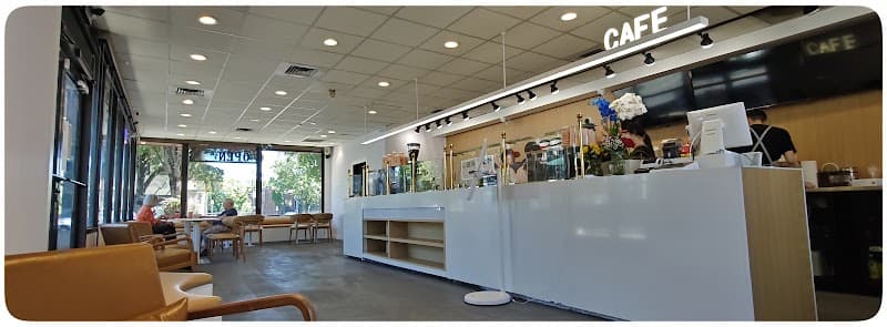 33 Cafe