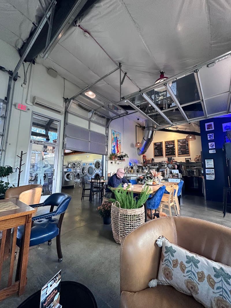 Brave Neighbor Coffeehouse & Social
