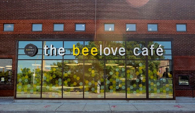 the beelove cafe